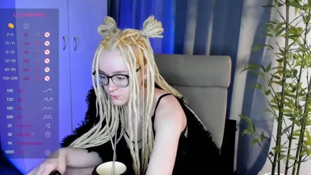 Image 11 of virinaheath Stream on Chaturbate on 16 months ago