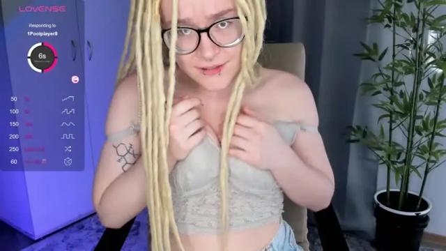 Image 4 of virinaheath Stream on Chaturbate on 16 months ago
