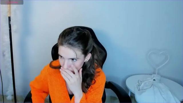 Image 3 of virinaheath Stream on Chaturbate on 22 months ago