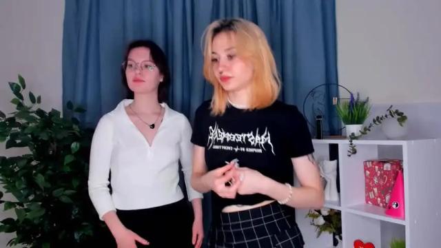 Image 7 of virinaheath Stream on Chaturbate on 15 months ago