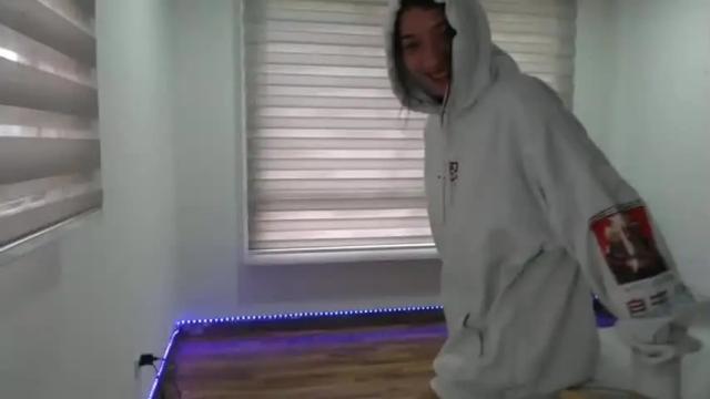 Image 12 of virtual_nymphx Stream on Chaturbate on 12 months ago