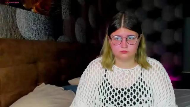 Image 6 of vishnya_cherry Stream on Chaturbate on 21 months ago