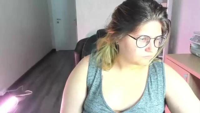 Image 11 of vishnya_cherry Stream on Chaturbate on 21 months ago