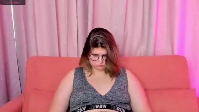 Image 8 of vishnya_cherry Stream on Chaturbate on 21 months ago