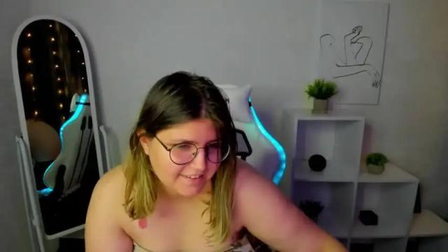 Image 12 of vishnya_cherry Stream on Chaturbate on 20 months ago