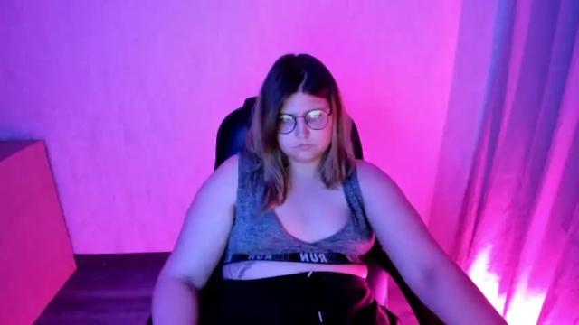 Image 2 of vishnya_cherry Stream on Chaturbate on 20 months ago