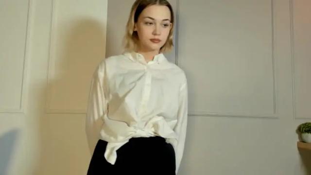 Image 6 of vita_the_gardemarine Stream on Chaturbate on 17 months ago