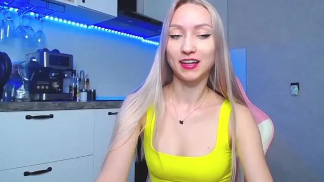 Image 11 of vitaburito Stream on Chaturbate on 17 months ago