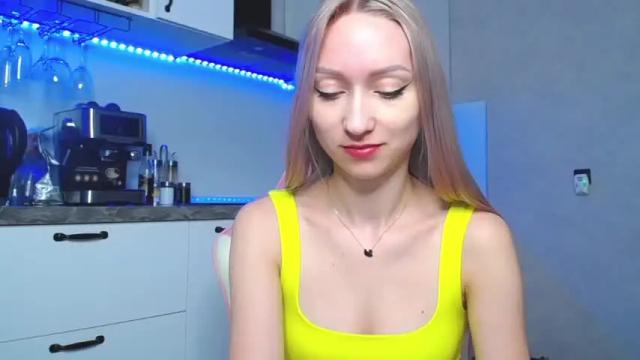 Image 4 of vitaburito Stream on Chaturbate on 17 months ago