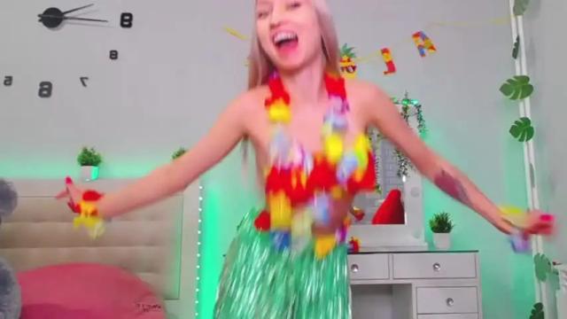Image 10 of vitaburito Stream on Chaturbate on 17 months ago