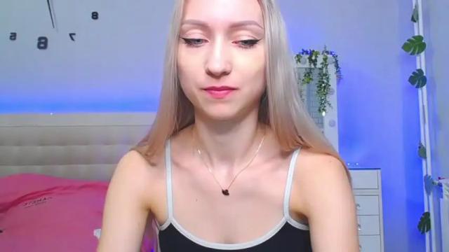 Image 7 of vitaburito Stream on Chaturbate on 17 months ago