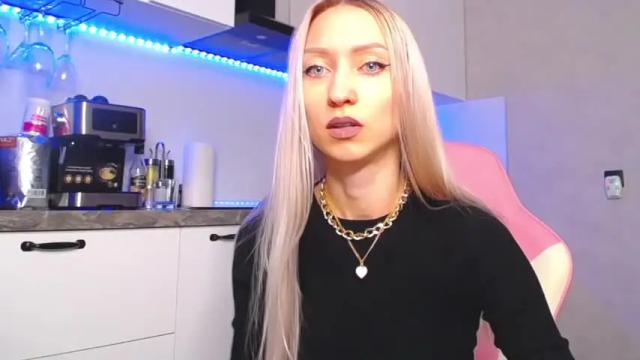 Image 3 of vitaburito Stream on Chaturbate on 16 months ago