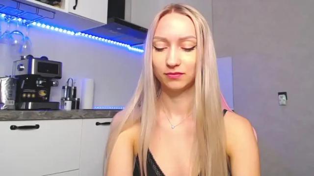 Image 11 of vitaburito Stream on Chaturbate on 16 months ago