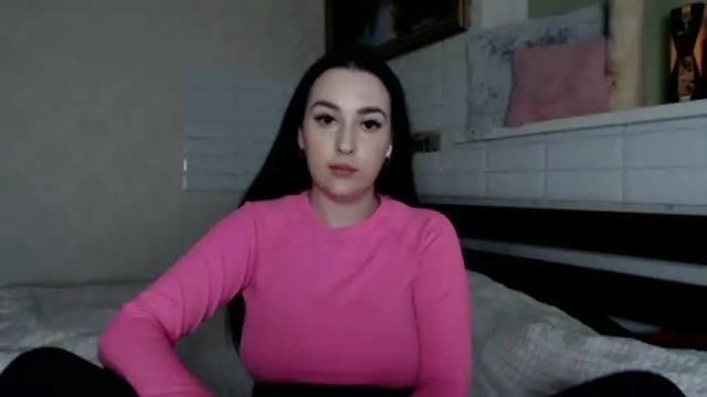 Image 10 of vitalina_freedom Stream on Chaturbate on 12 months ago