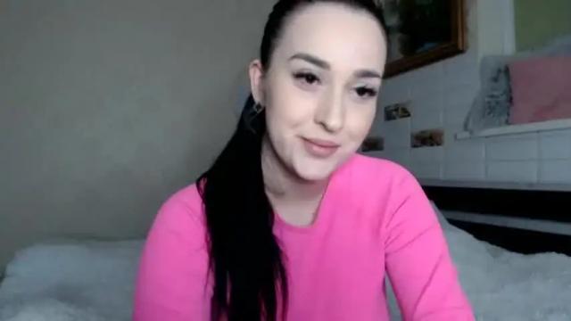 Image 2 of vitalina_freedom Stream on Chaturbate on 12 months ago