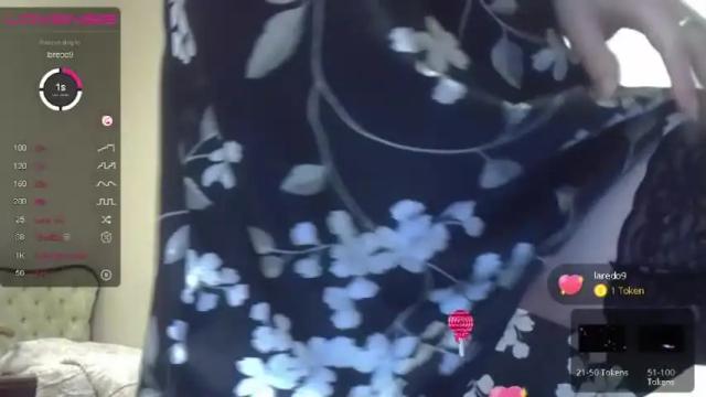 Image 7 of vitaminka_kiss97 Stream on Chaturbate on 15 months ago