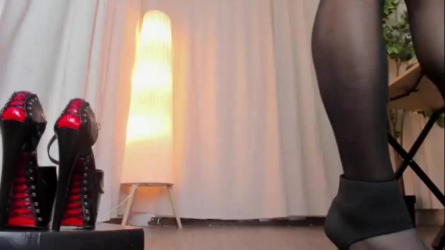 Image 11 of vitta_alfayed Stream on Chaturbate on 8 days ago