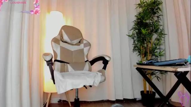 Image 8 of vitta_alfayed Stream on Chaturbate on 9 days ago