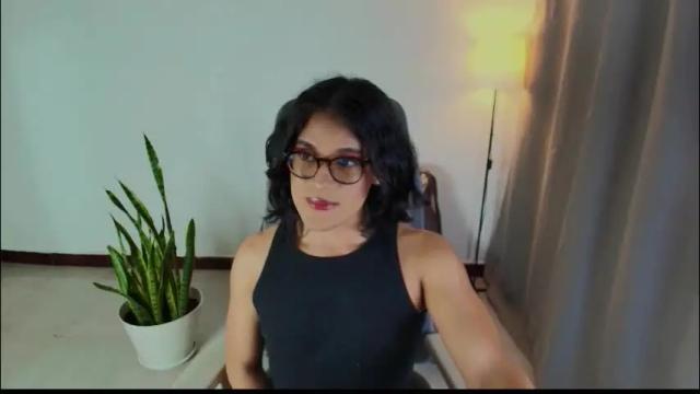 Image 8 of vitta_alfayed Stream on Chaturbate on 15 days ago