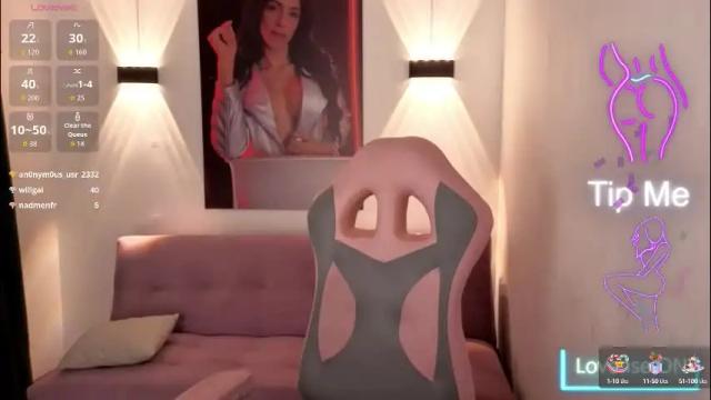Image 6 of vittoria_lombardi07 Stream on Chaturbate on 1 month ago