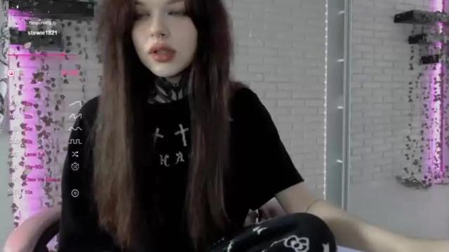 Thumbnail 3, vivalaplutofucku's Stream at Chaturbate, 14 months ago