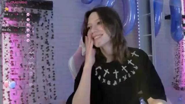 Image 2 of vivalaplutofucku Stream on Chaturbate on 13 months ago