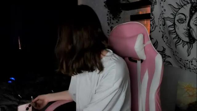 Image 2 of vivalaplutofucku Stream on Chaturbate on 7 months ago