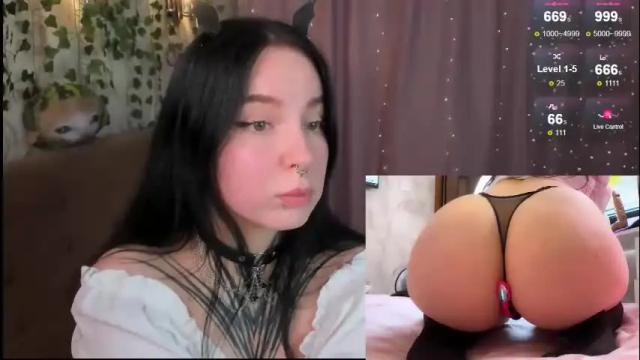 Image 10 of vivi__squirrel Stream on Chaturbate on 1 month ago