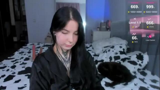 Thumbnail 3, vivi__squirrel's Stream at Chaturbate, 22 days ago