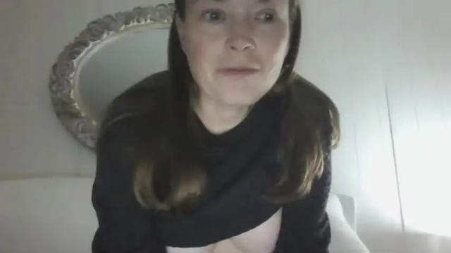 Image 12 of vivi_bee Stream on Chaturbate on 1 month ago