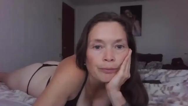 Thumbnail 2, vivi_bee's Stream at Chaturbate, 18 days ago