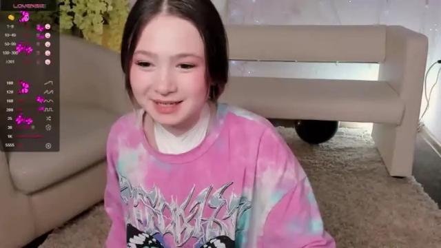 Image 10 of vivi_rosse Stream on Chaturbate on 15 months ago