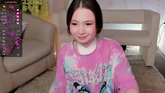 Image 2 of vivi_rosse Stream on Chaturbate on 15 months ago