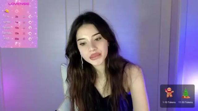Image 11 of vivian_diamond Stream on Chaturbate on 22 months ago