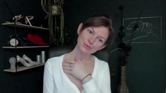 Image 12 of vivian_dream Stream on Chaturbate on 2 months ago