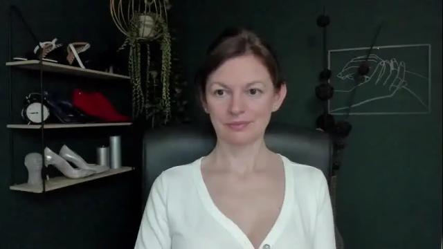 Image 6 of vivian_dream Stream on Chaturbate on 2 months ago