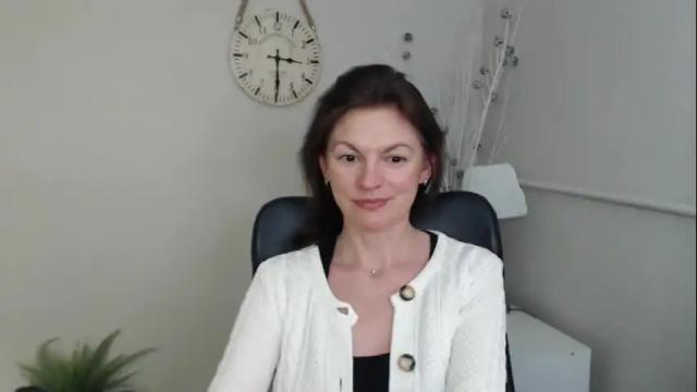 Image 4 of vivian_dream Stream on Chaturbate on 2 months ago