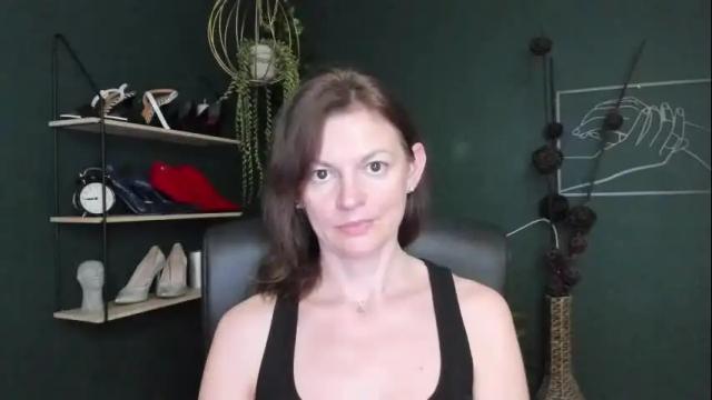Image 2 of vivian_dream Stream on Chaturbate on 2 months ago