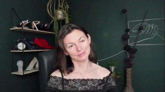 Image 12 of vivian_dream Stream on Chaturbate on 1 month ago