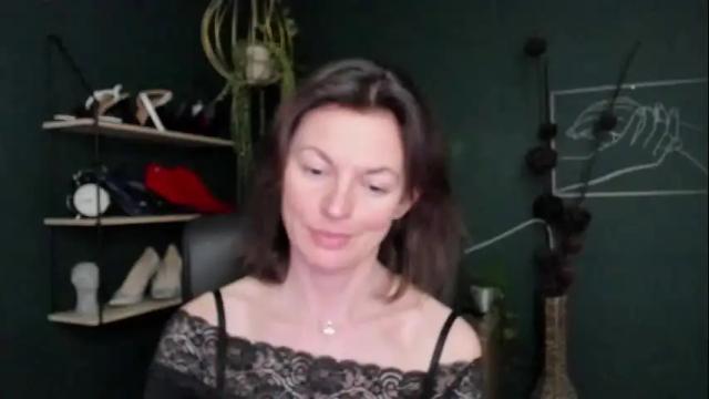 Image 4 of vivian_dream Stream on Chaturbate on 1 month ago