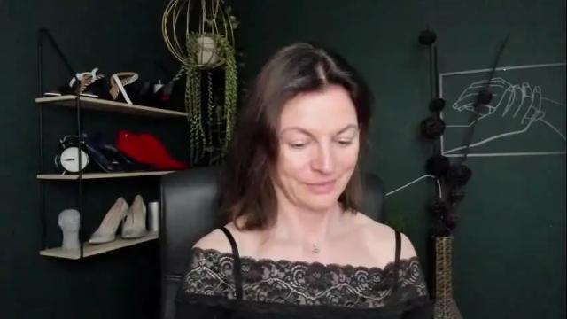 Image 7 of vivian_dream Stream on Chaturbate on 1 month ago