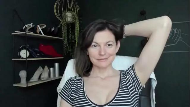 Image 2 of vivian_dream Stream on Chaturbate on 1 month ago