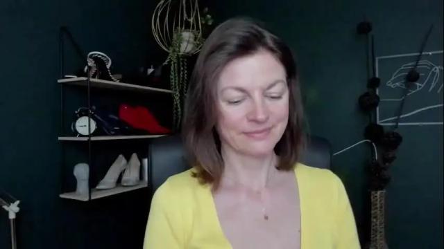 Image 10 of vivian_dream Stream on Chaturbate on 1 month ago