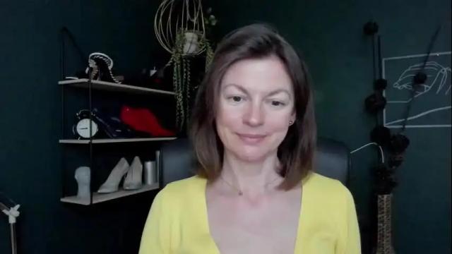 Image 12 of vivian_dream Stream on Chaturbate on 1 month ago