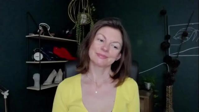 Image 3 of vivian_dream Stream on Chaturbate on 1 month ago