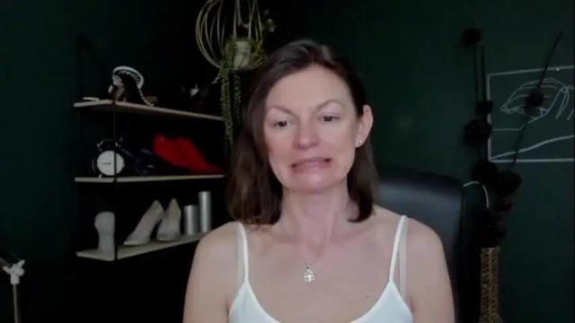 Image 11 of vivian_dream Stream on Chaturbate on 1 month ago