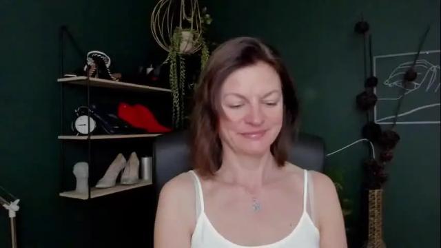 Image 8 of vivian_dream Stream on Chaturbate on 1 month ago