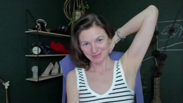 Image 10 of vivian_dream Stream on Chaturbate on 1 month ago