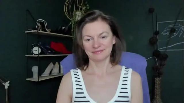 Image 7 of vivian_dream Stream on Chaturbate on 1 month ago