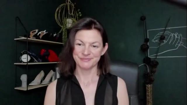 Image 4 of vivian_dream Stream on Chaturbate on 23 days ago